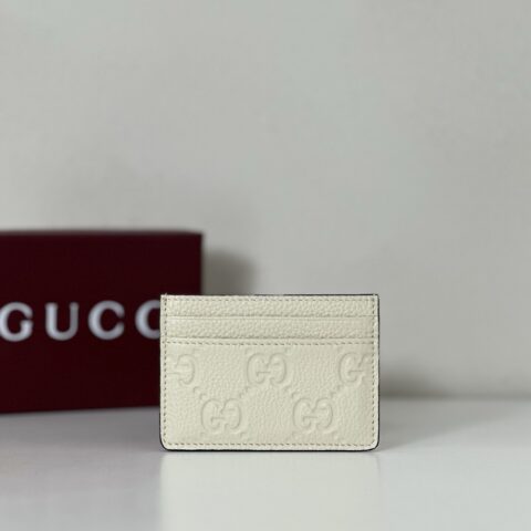 GUCCI 专柜品质，顶级原单货，实物实拍！款号815883白荔压G