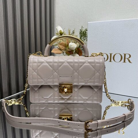 DIOR 新款大号 Dio🤍r Ange 手袋 型号：4402 「杏色」