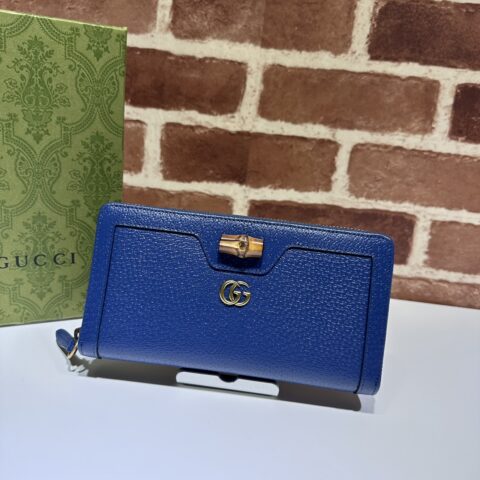 GUCCI 专柜品质，顶级原单货，实物实拍！款号658634蓝色猪纹