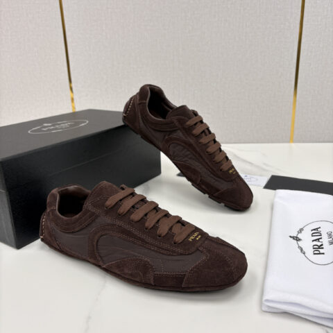 PRADA 2025 复古Nappa皮革运动鞋
