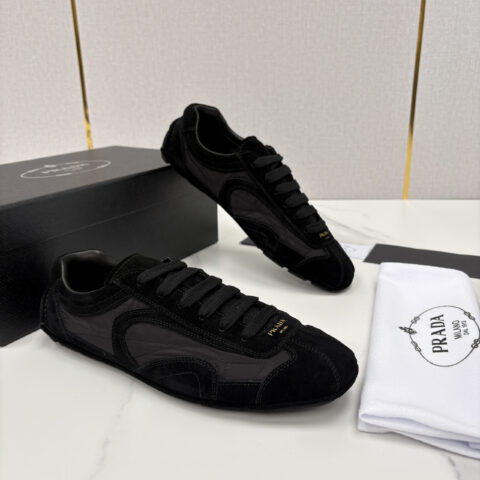 PRADA 2025 复古Nappa皮革运动鞋