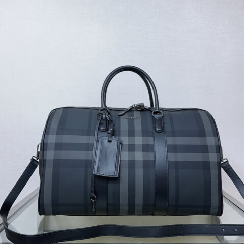 Burberry B家最新灰色格纹 空间充裕的旅行🧳袋 型号0921