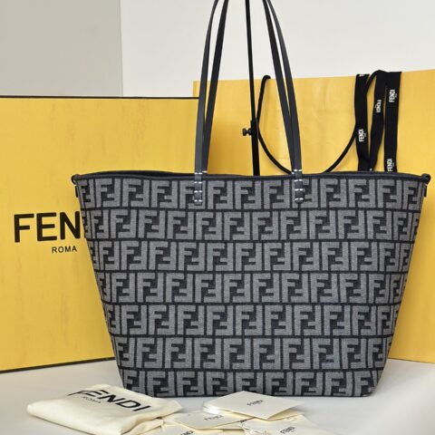 FENDI 新品 Roll 款号 8661DL宝蓝