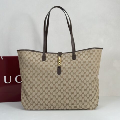 GUCCI 专柜品质，顶级原单货，实物实拍！款号867014浅杏布