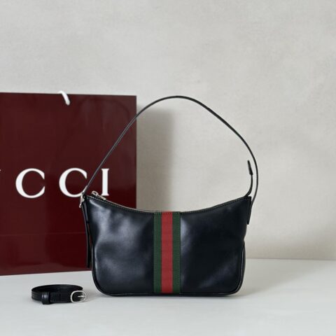 GUCCI 专柜品质，顶级原单货，实物实拍！型号863406克皮