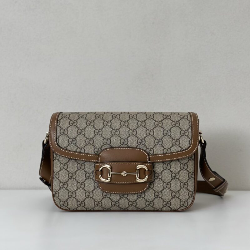 GUCCI 专柜品质，顶级原单货，实物实拍！款号815178啡pvc棕色