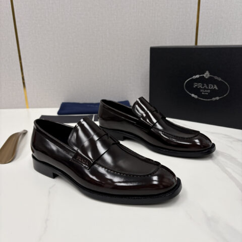 PRADA Saffiano系列男士皮革乐福鞋