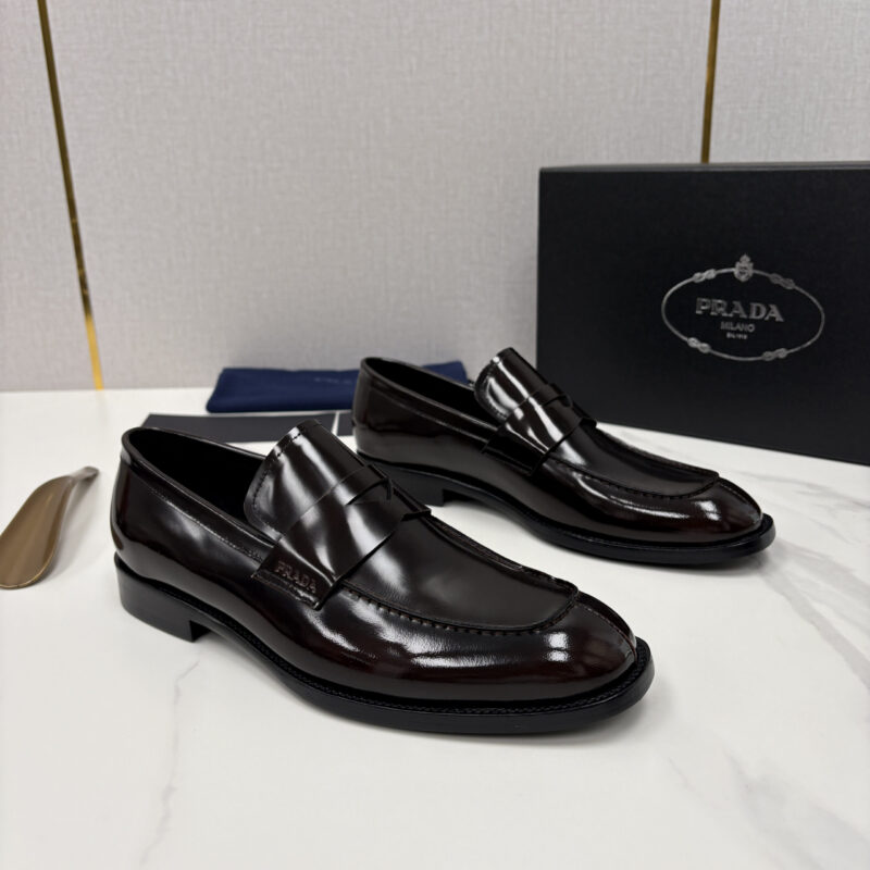 PRADA Saffiano系列男士皮革乐福鞋
