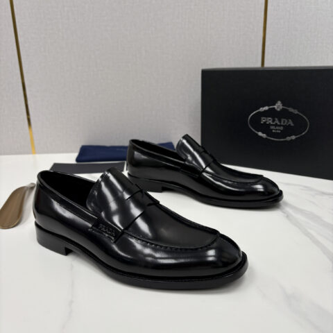 PRADA Saffiano系列男士皮革乐福鞋