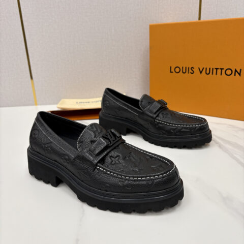 LV 路易*威登   厚底乐福鞋