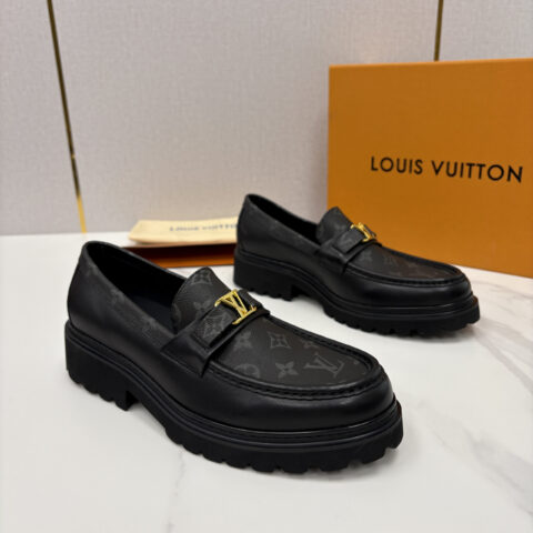 LV  路易*威登   厚底乐福鞋