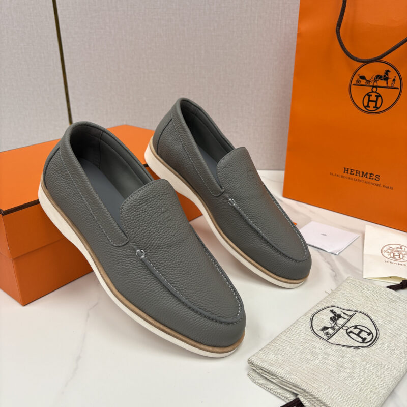 HERMES Low 荔枝纹牛皮乐福鞋