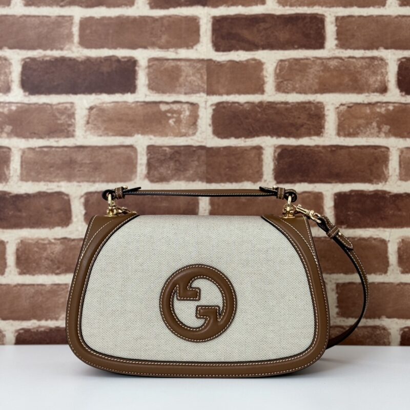 GUCCI 专柜品质，顶级原单货，实物实拍！款号815716帆布/棕皮
