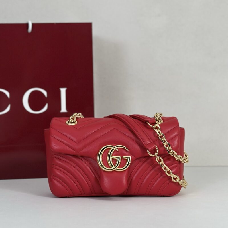 GUCCI 专柜品质，顶级原单货，实物实拍！款号837280亮红