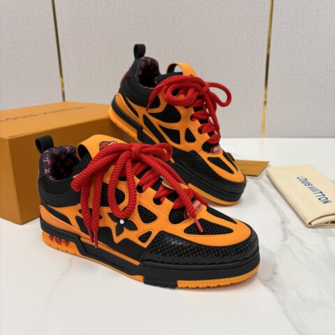 LV SKATE 复古情侣款运动鞋面包鞋
