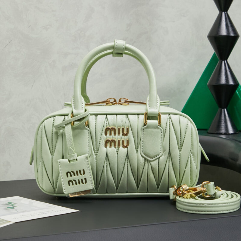 MIUMIU M家新款保龄球包包 5BB142 水绿色