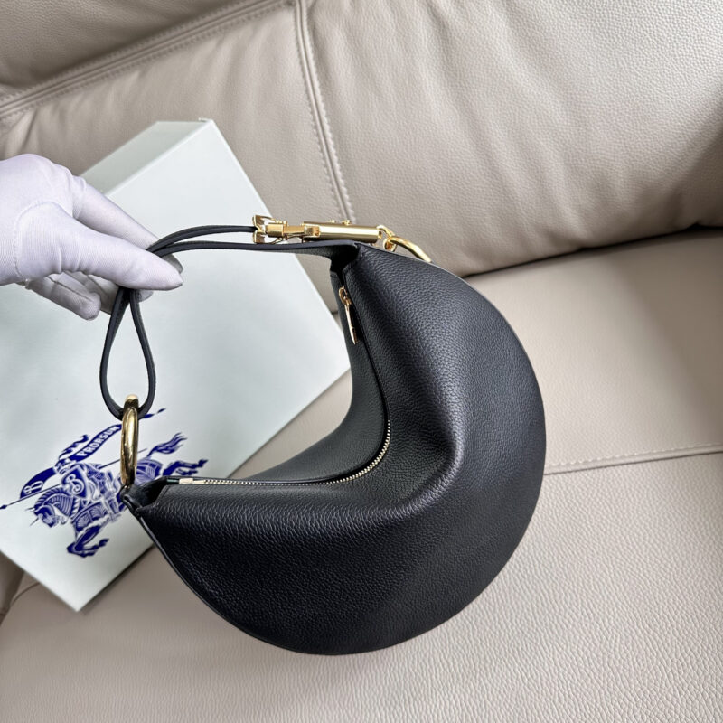 Burberry  Knigh 包 型号0941