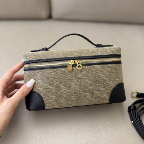 Loro Piana 二代Extra Pocket L19手拿包 青麦色 型号:FAQ2447