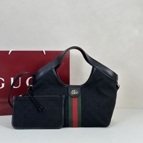 GUCCI 专柜品质，顶级原单货，实物实拍！款号860845克布克皮