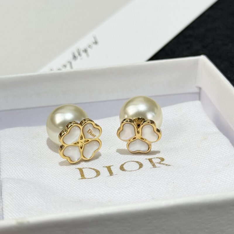 ❗️新品❗️ ☀️新款☑️ 迪奥Dior CD满钻珍珠玫瑰花耳钉耳环 ☀️