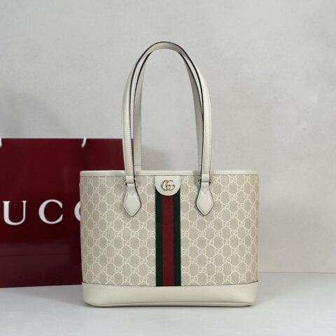 GUCCI 专柜品质，顶级原单货，实物实拍！款号836849米胶/米白猪纹