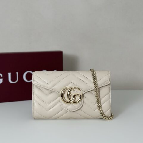 GUCCI 专柜品质，顶级原单货，实物实拍！款号837745白色羊皮