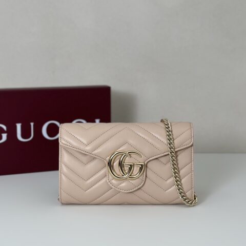GUCCI 专柜品质，顶级原单货，实物实拍！款号837745浅粉羊皮