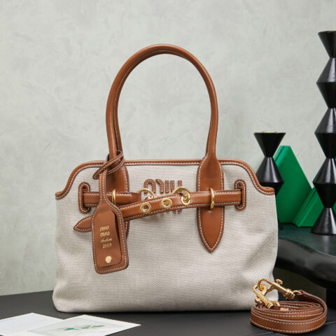 MIUMIU 新品爆款中古托特包 5BA292 白色帆布