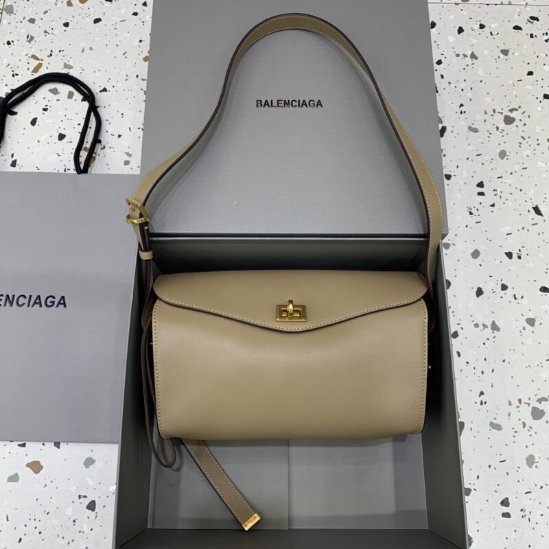 Baleciagna LE 7 型号:868111【杏色】