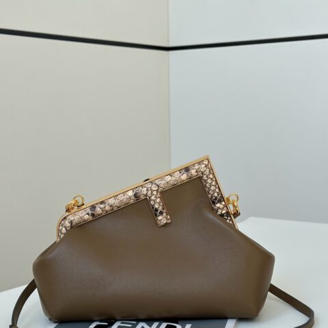 FENDI first系列 款号80043土黄