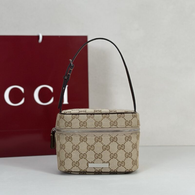 GUCCI 专柜品质，顶级原单货，实物实拍！款号A00231浅杏布