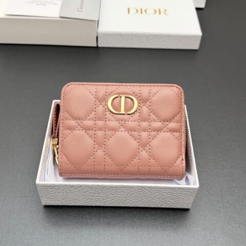 DIOR Cato Glycine钱包系列 型号:S5032 胭脂粉云朵/小牛皮