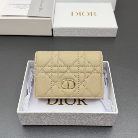 DIOR Cato Glycine钱包系列 型号:S5132 杏色云朵/小牛皮