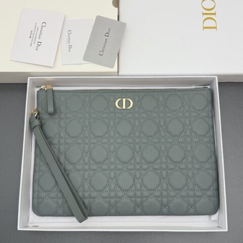 DIOR Caro Freesia手拿包系列 型号:S3399 云雾蓝云朵纹牛皮腾格纹