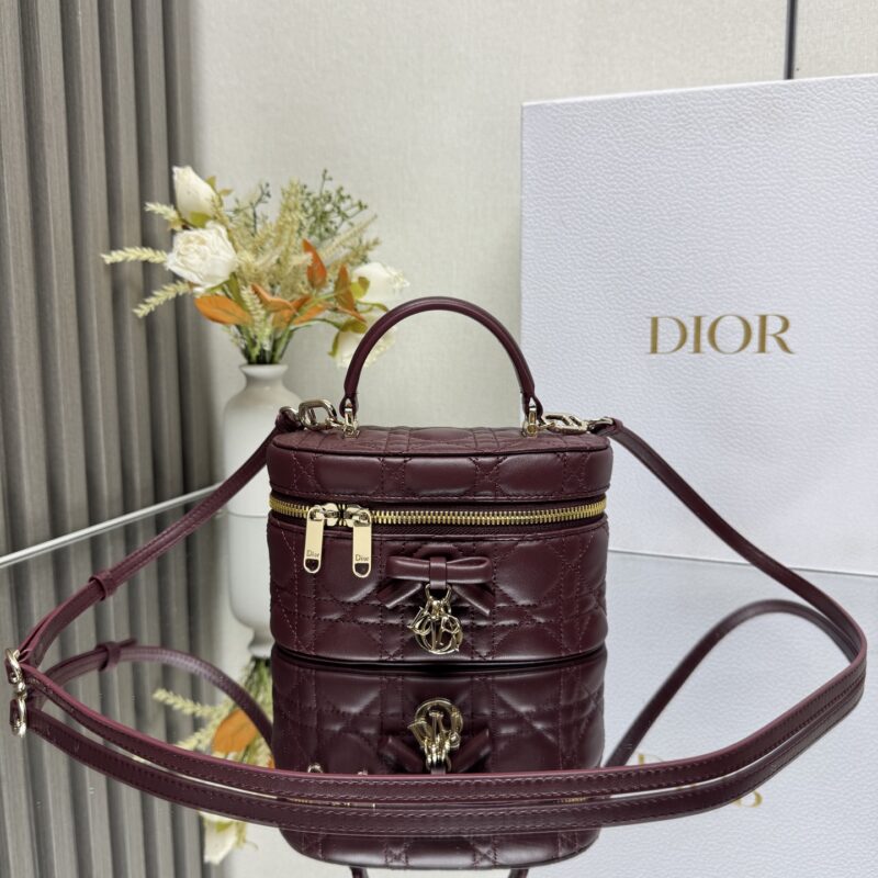DIOR 30 Montaigne 迷你 Vanity 蝴蝶🎀手袋 型号:2603 酒红色羊皮
