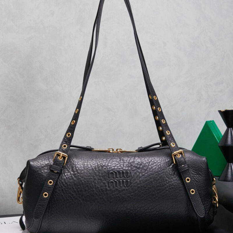 MIUMIU M家秋冬新品机车包 5BC190 黑色