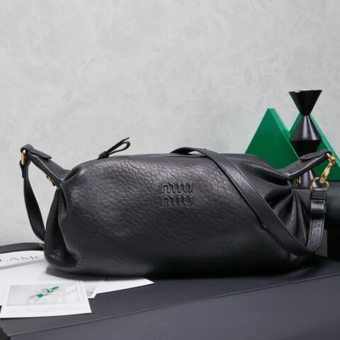 MIUMIU M家秋冬新品机车包 5BC191 黑色