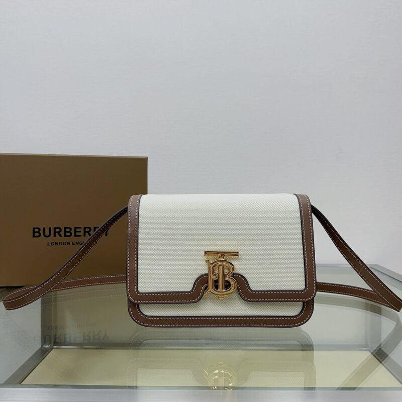 Burberry B家专属标识双色帆布拼皮锁扣包 型号3311