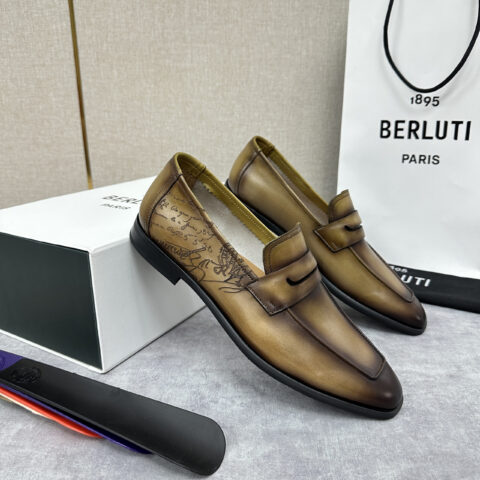 BERLUTI 初代Lorenzo单层小牛皮乐福鞋