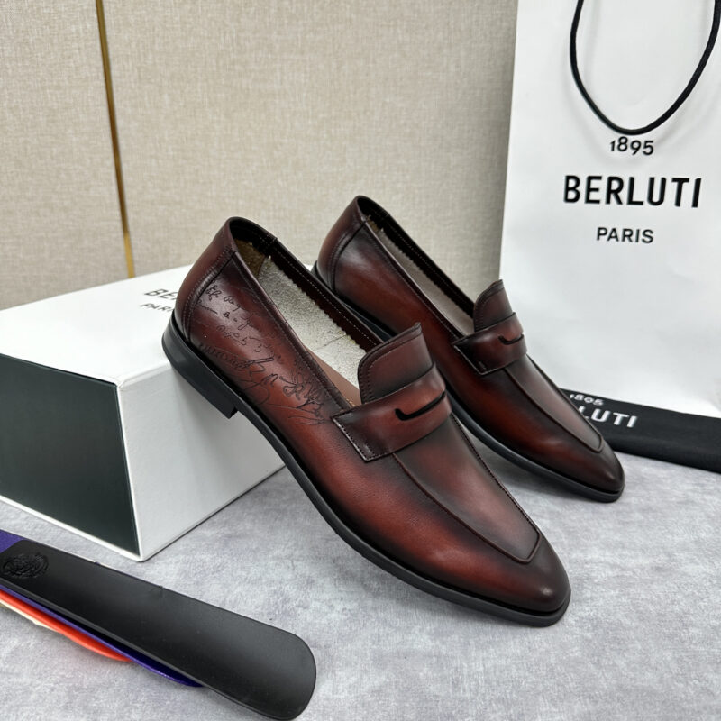 BERLUTI 初代Lorenzo单层小牛皮乐福鞋