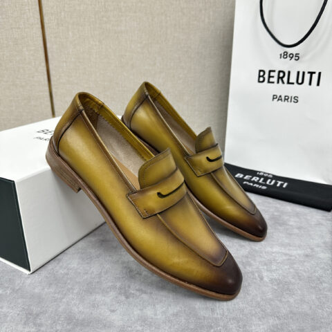 BERLUTI 初代Lorenzo单层小牛皮乐福鞋