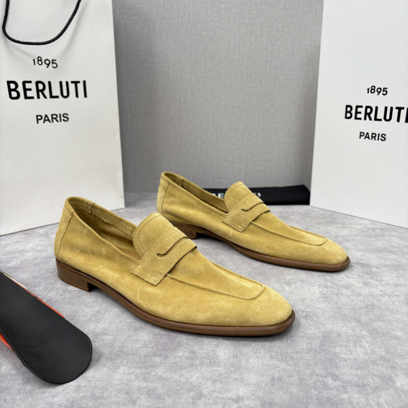 BERLUTI 初代Lorenzo反毛牛皮乐福鞋
