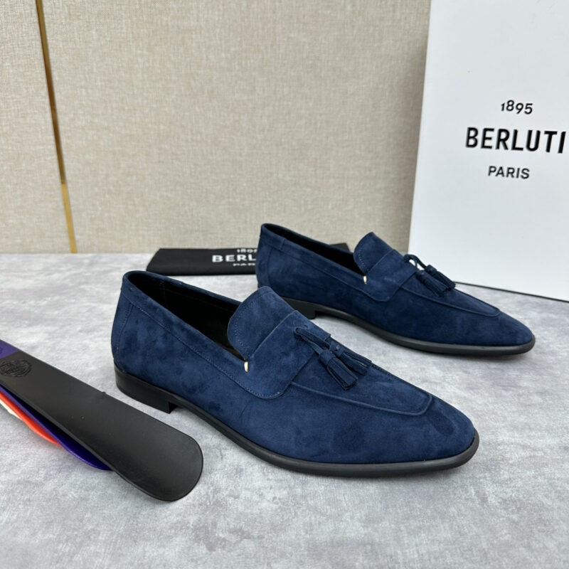 BERLUTI 初代Lorenzo流苏反毛牛皮乐福鞋