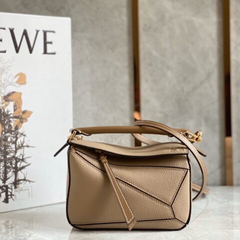 LOEWE 爆款mini 沙色 0338