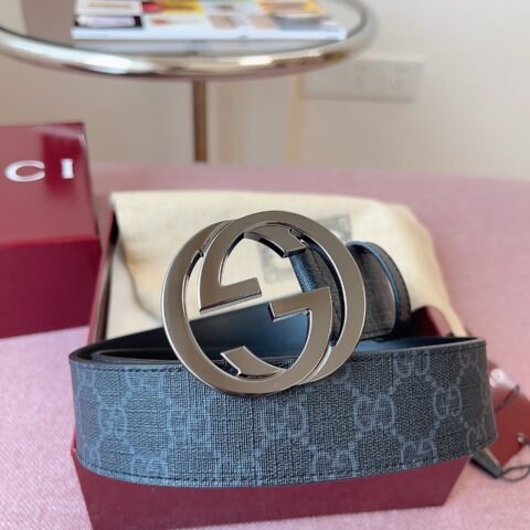 GUCCI 腰带经典款，简洁的款式和精品抛光面互锁G金属扣