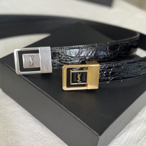 YSL 圣罗兰新款方扣腰带，带身双面小牛皮压鳄鱼纹