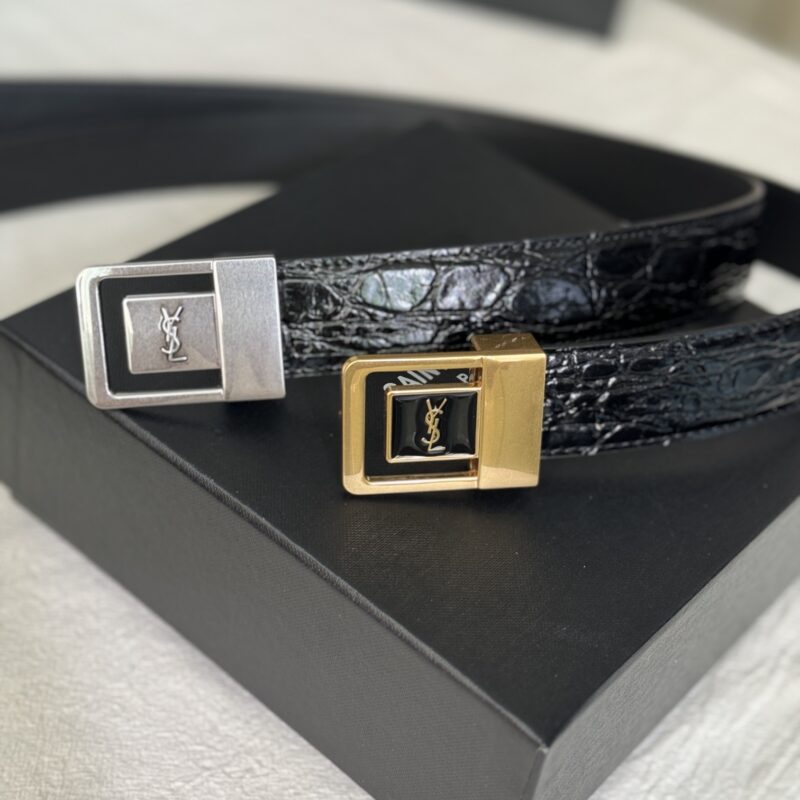 YSL 圣罗兰新款方扣腰带，带身双面小牛皮压鳄鱼纹