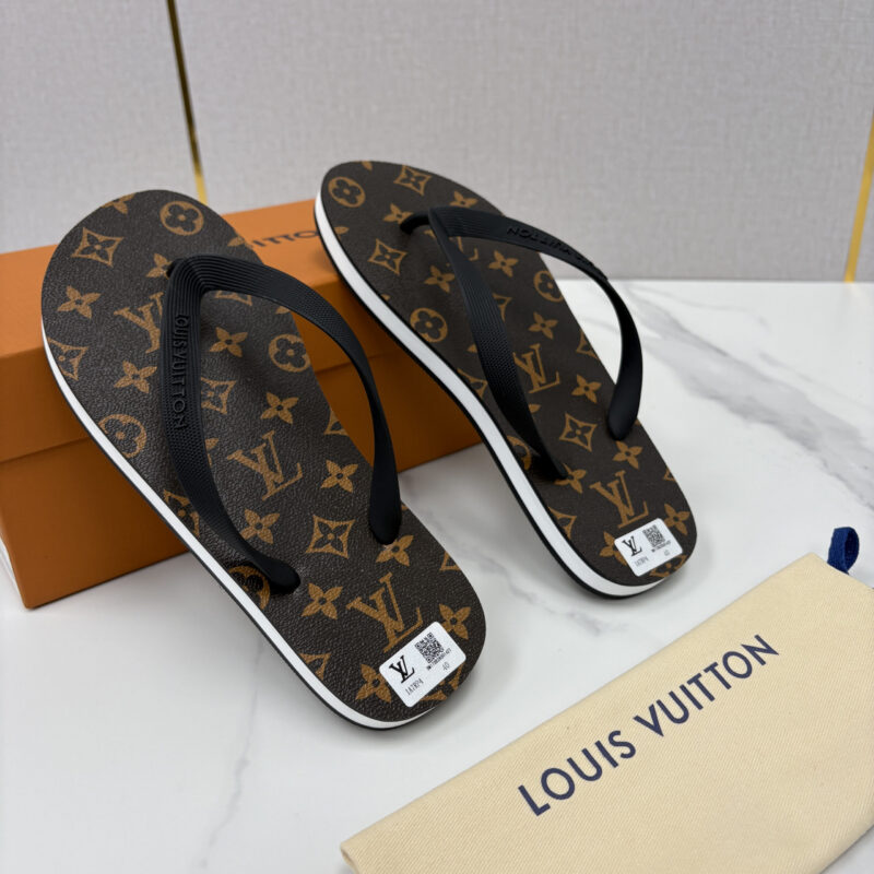LV 最新款人字拖鞋