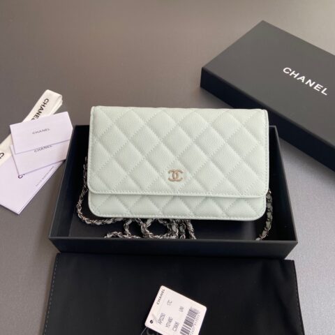 CHANEL 小香进口意大利顆粒小牛皮 AP0250 淺藍細球紋銀色鋼唛