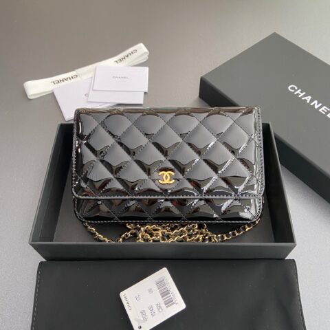 CHANEL 小香进口意大利漆皮小牛皮 AP0250  黑色亮皮金色鋼唛
